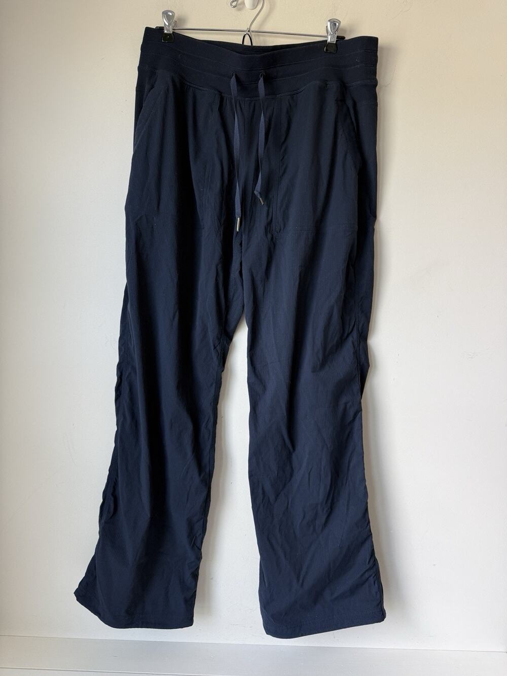Lululemon Dance Studio III Pants Women’s Size 12 Navy Blue Activewear 30”